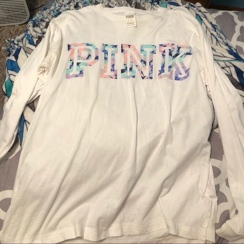 1 PINK sweatshirt and 1 PINK long-sleeve shirt - Picture 2 of 3